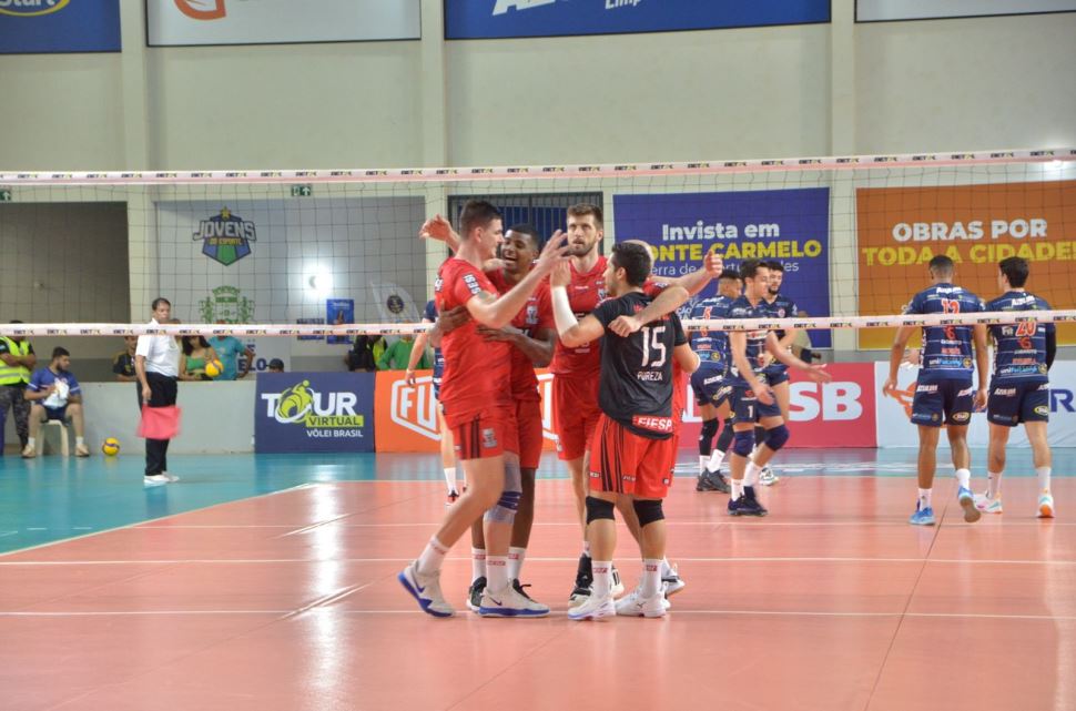 Sesi Vôlei fecha turno com vitória sobre Azulim/Gabarito/Monte Carmelo na Superliga Bet7k 2023/2024