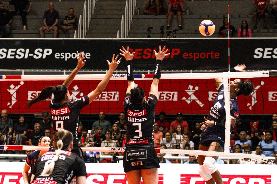 Sesi Vôlei Bauru perde para Gerdau/Minas no Sul-Americano de Clubes