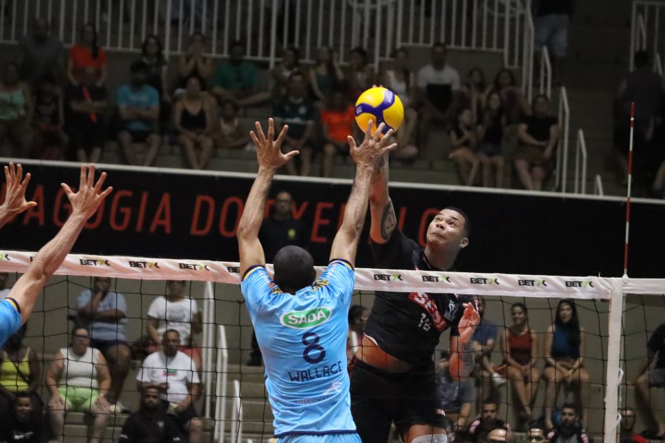 Sesi Bauru perde para Sada Cruzeiro na Superliga Bet7K 2023/2024