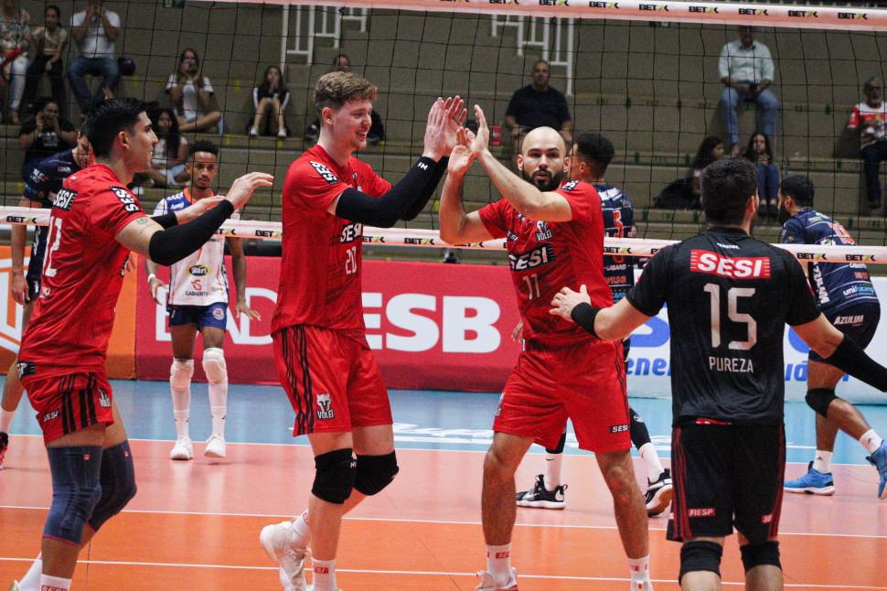 Sesi Bauru enfrenta Araguari Vôlei nas quartas de final da Superliga Bet7k