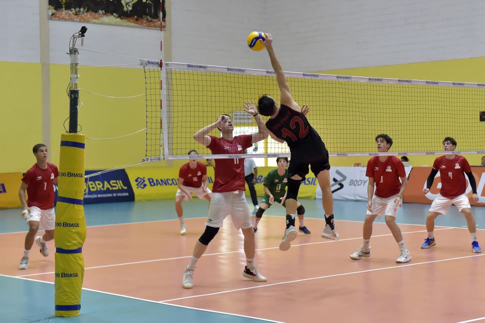 Vôlei masculino Sub-19 do Sesi Jaú tem três atletas convocados para Seleção Brasileira