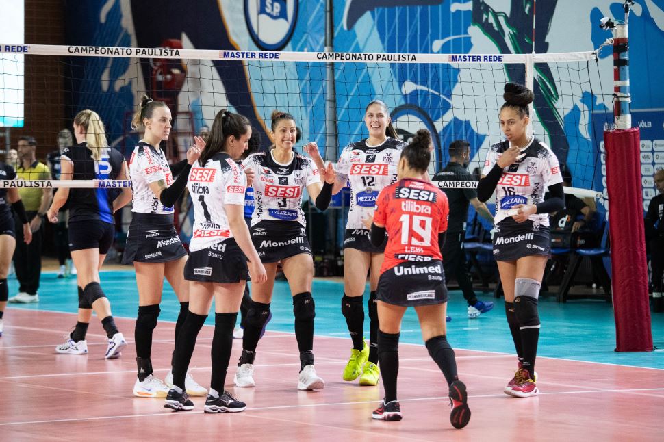 Sesi Vôlei Bauru recebe EC Pinheiros em duelo pela final do Paulista 2024
