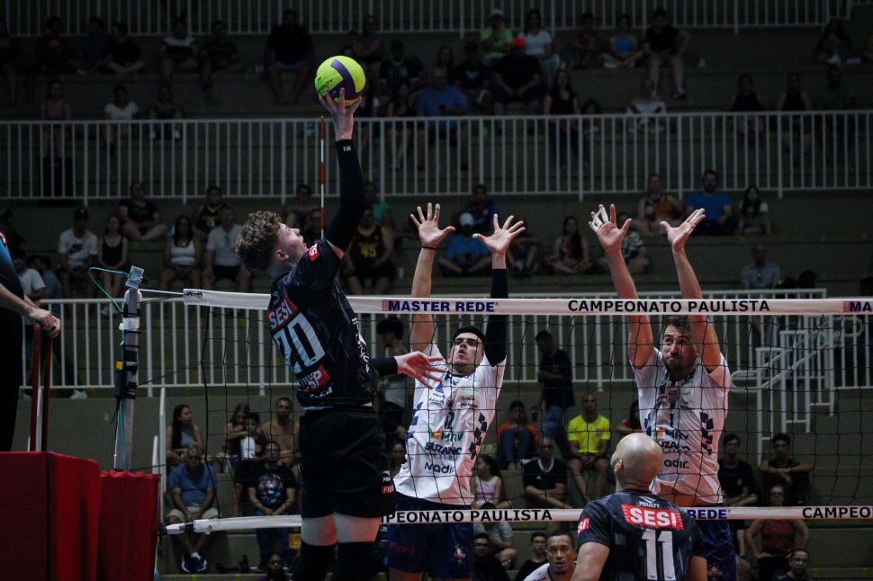 Em batalha de 5 sets, Sesi Bauru é superado por Suzano Vôlei na semifinal do Paulista 2024