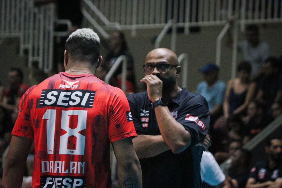 Sesi Bauru recebe Joinville Vôlei pela Superliga 2024/2025