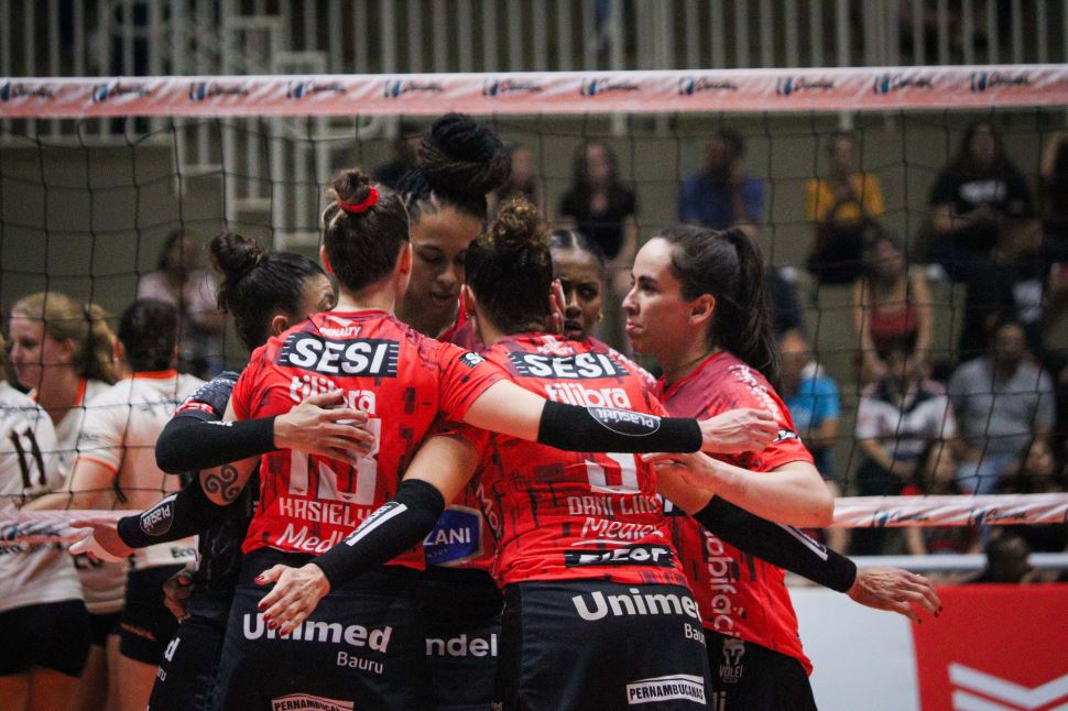 Sesi Vôlei Bauru encara Sesc-RJ Flamengo pela Superliga 2024/2025