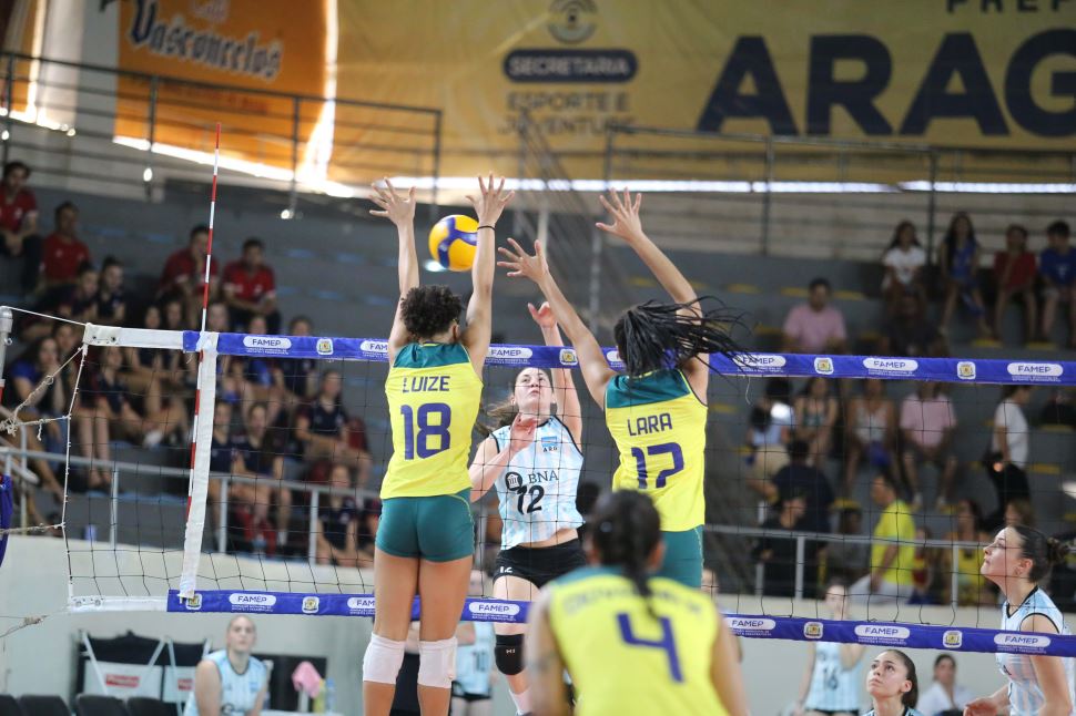Sesi Bauru tem cinco atletas convocadas para seleções de base do vôlei feminino