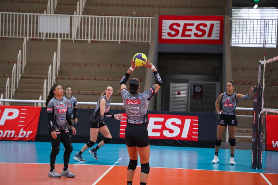 Sesi Vôlei Bauru abre temporada do Paulista contra a A.A. São Caetano