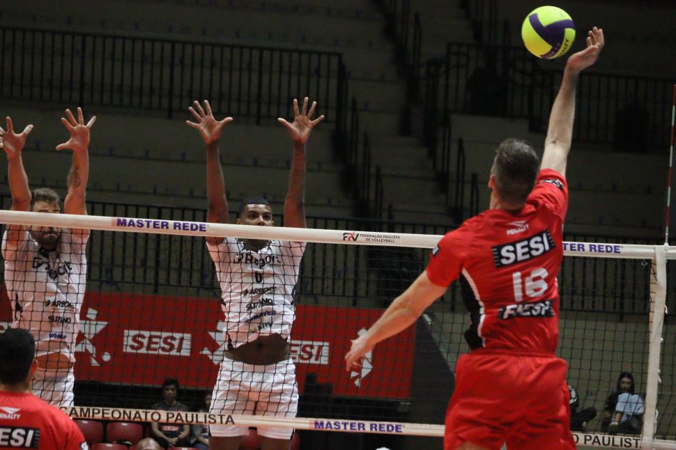 Sesi Bauru inicia semifinal do Paulista com derrota para Suzano