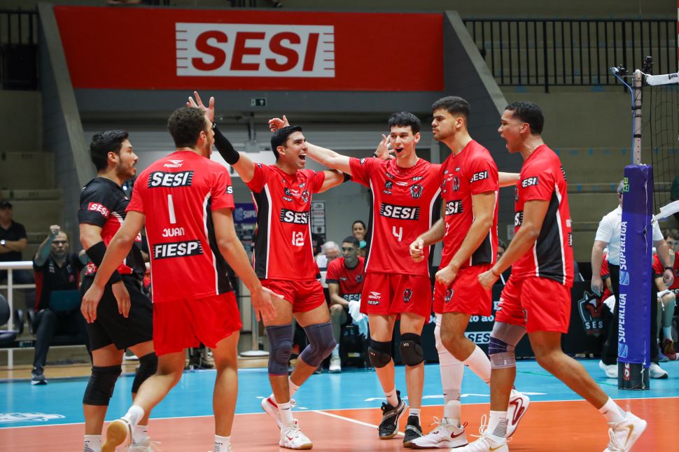 Sesi Bauru enfrenta Sada Cruzeiro fora de casa em segunda rodada da Superliga