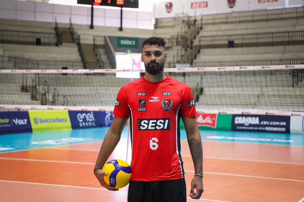 Guilherme Araújo reforça Sesi Bauru para temporada 2025/26