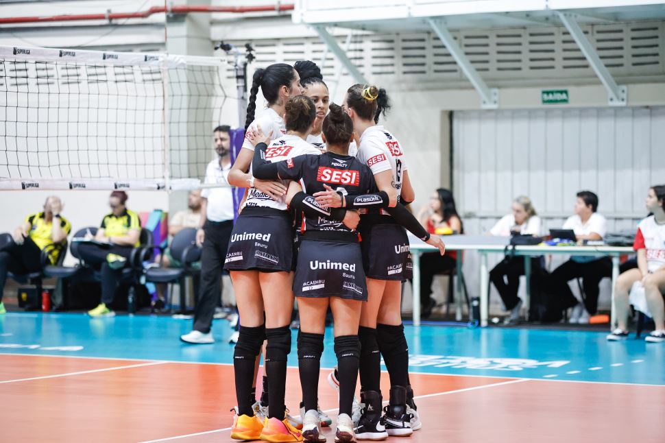 Sesi Vôlei Bauru começa ano com vitória sobre Renasce Sorocaba fora de casa