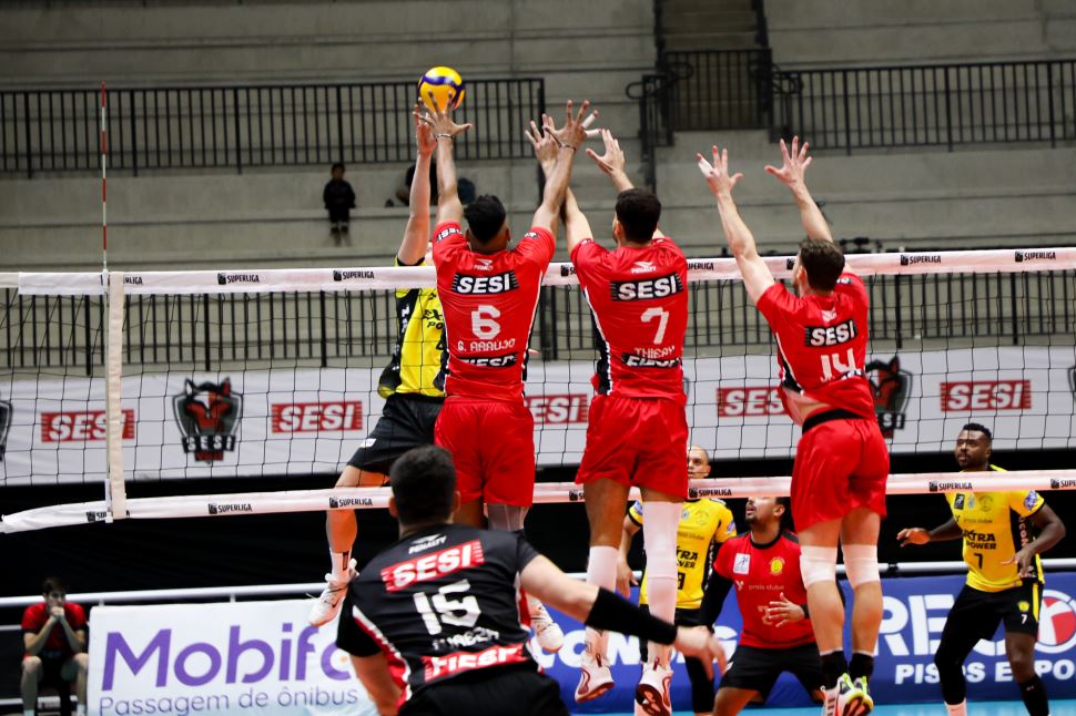 Sesi Bauru enfrenta Praia Clube na quinta rodada do returno da Superliga