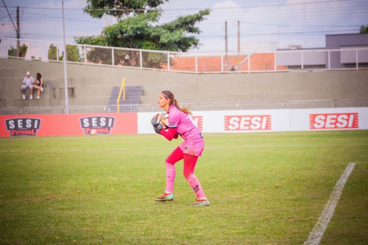 goleira Catarina Forjaz