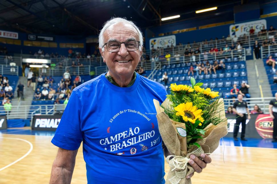Homenagem_1971_SESI Franca Basquete
