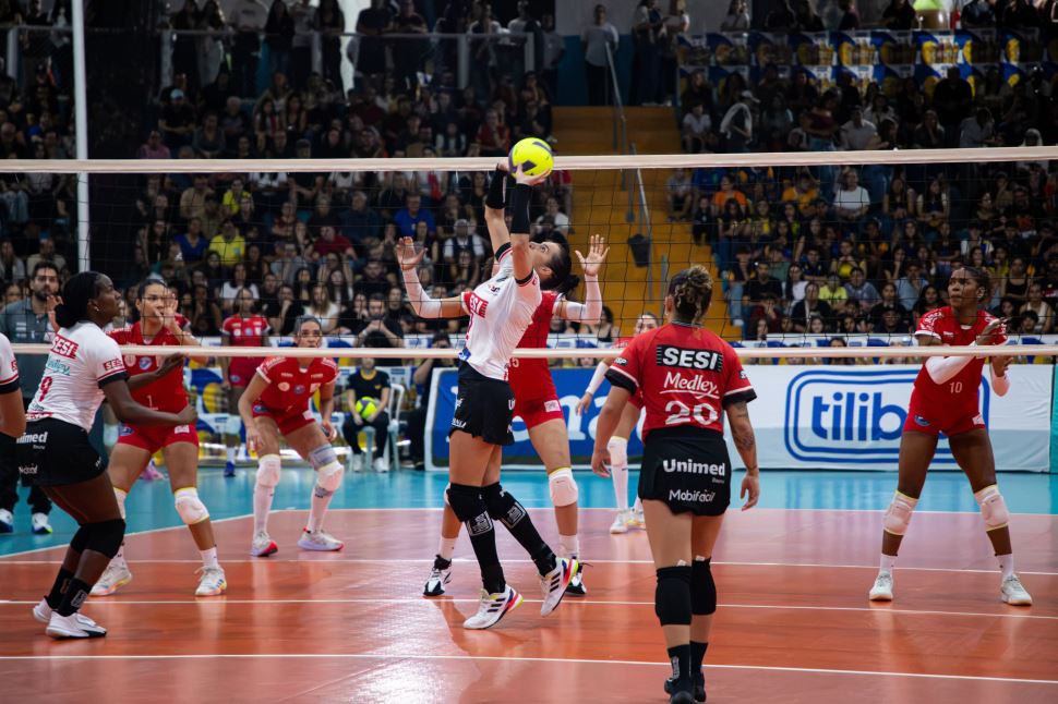 SESI Vôlei Bauru tem clássico com EC Pinheiros valendo liderança do Paulista