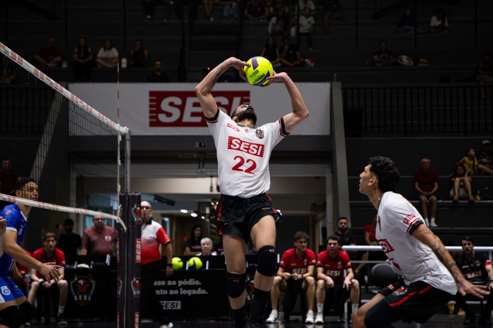 De olho na semifinal do Paulista, SESI Bauru duela com Sabesp Praia Grande
