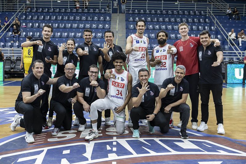 Com atuação dominante, SESI Franca Basquete estreia com vitória no NBB