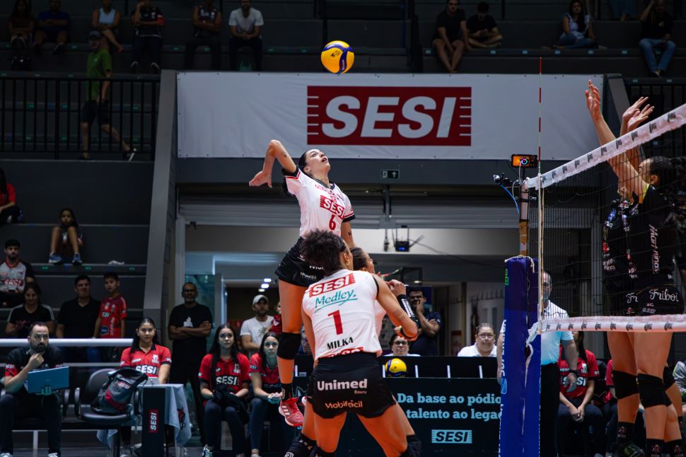 SESI Vôlei Bauru vence Batavo Mackenzie na estreia da Superliga
