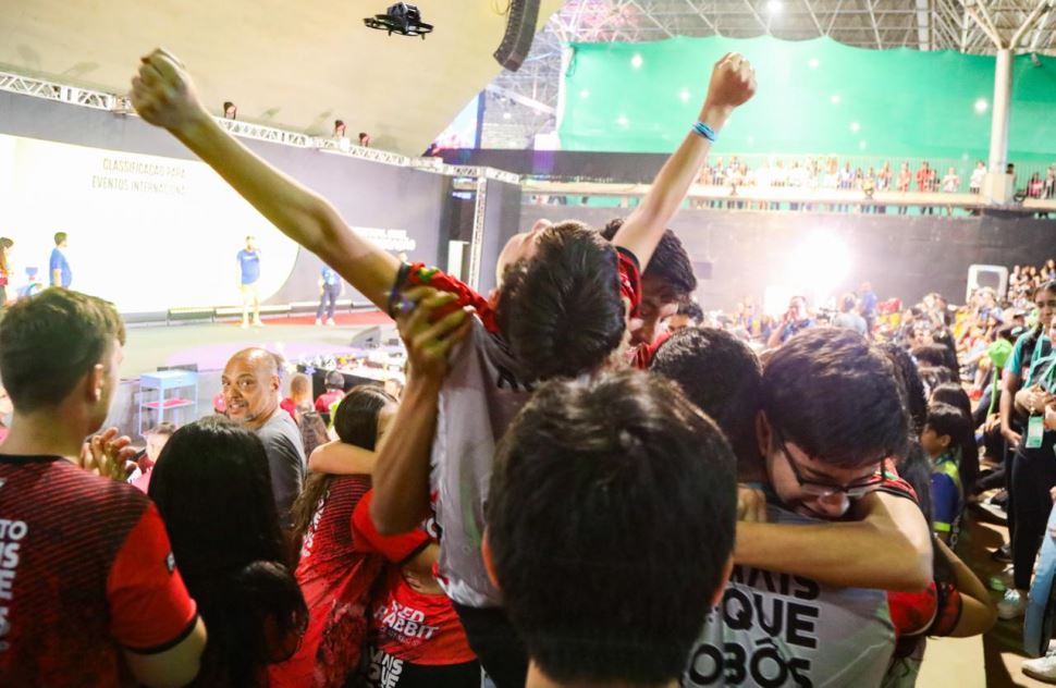 SESI - São José do Rio Preto - Sesi-SP é campeão do Campeonato Brasileiro Juvenil  de Natação de Verão