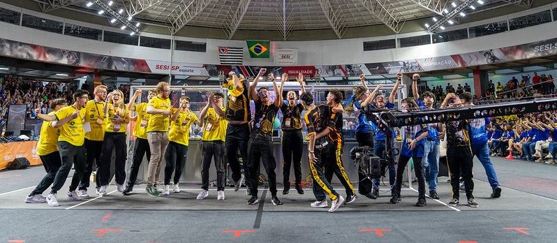 Equipes do Sesi e Senai-SP se destacam e garantem mais duas vagas para o Mundial de Robótica da FIRST, nos Estados Unidos 
