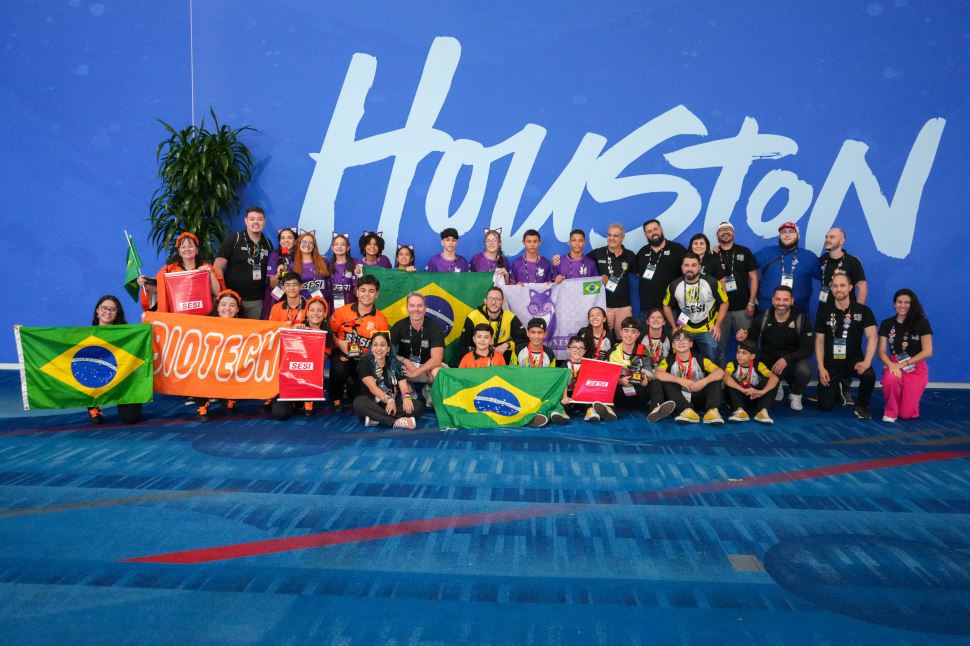Sesi-SP brilha no Mundial de Robótica nos EUA e conquista o maior prêmio com equipe de Jundiaí 