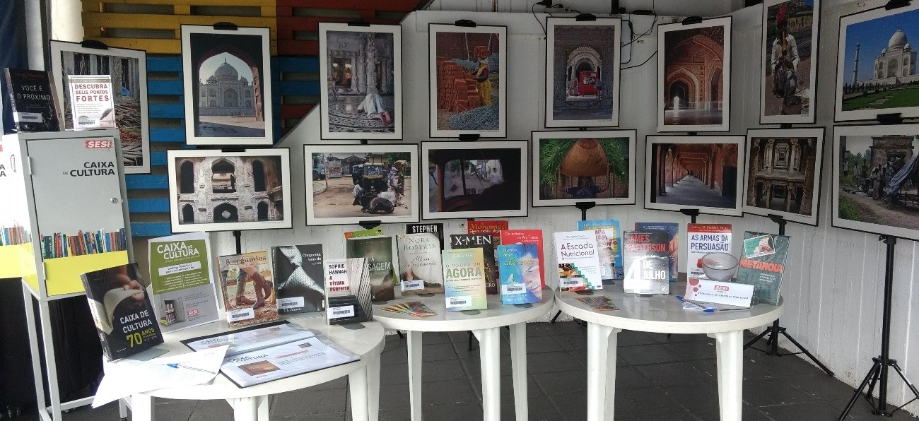 Caixa de Cultura: Acervo de até 100 livros e exposição itinerante