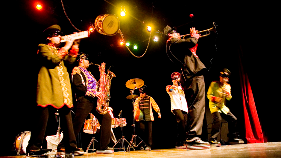 Dia 6/11, Banda Paralela resgata a tradição das bandas brasileiras sob um enfoque inovador