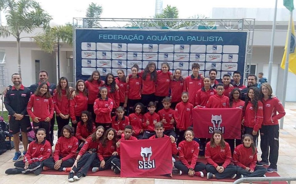 Atletas do SESI A. E. Carvalho se destacam nos Campeonatos Paulista e Brasileiro de Natação 2018