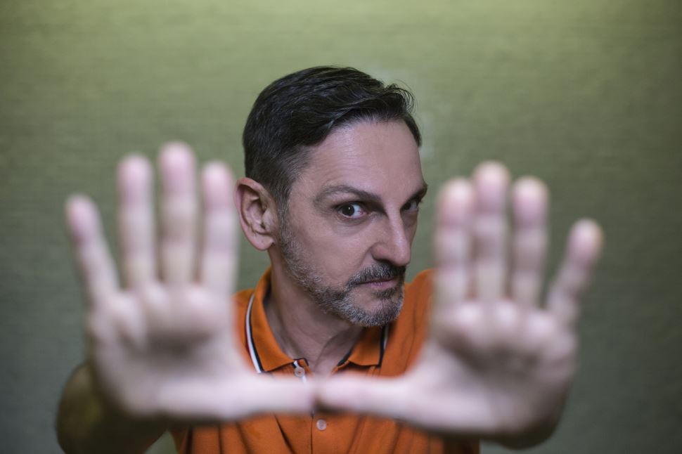 SESI A. E. Carvalho apresenta show gratuito de Paulo Miklos dia 23/3