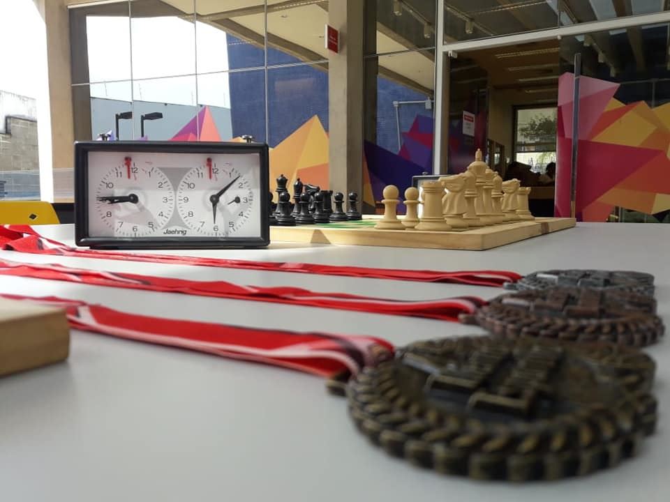 ESTAÇÃO SESI DE CULTURA REALIZA TORNEIO DE XADREZ 