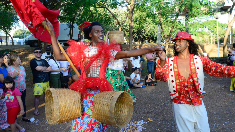 Virado à Paulista: Uma Viagem Pelo Samba Paulista nas Ruas de Pirapora do Bom Jesus