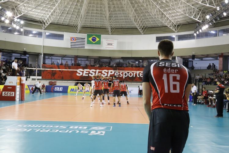VOLEI