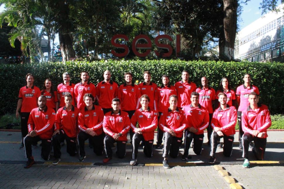 Equipes feminina e masculina de Polo Aquático do SESI-SP conquistam quarto lugar na competição Troféu Brasil