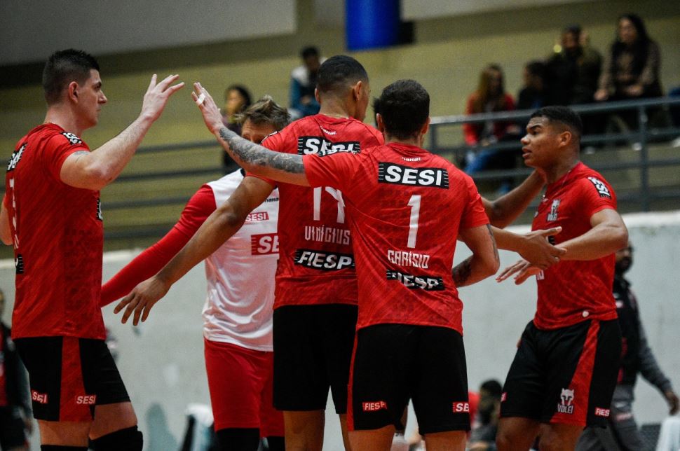 Sesi-SP vence o Vedacit Vôlei Guarulhos por 3x0