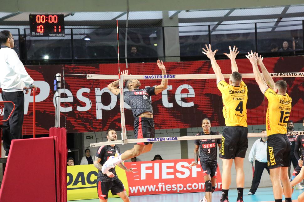 Sesi-SP vence o Vedacit Vôlei Guarulhos e segue para final do Paulista 2022