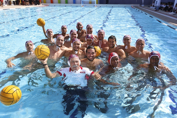 Sesi-SP inaugura nova piscina na Vila das Mercês