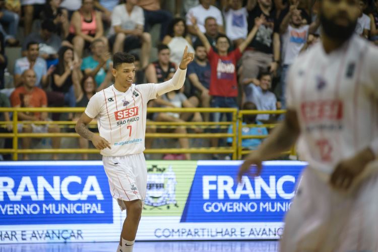 Sesi Franca supera Instituto de Córdoba e fica a uma vitória do título sul-americano