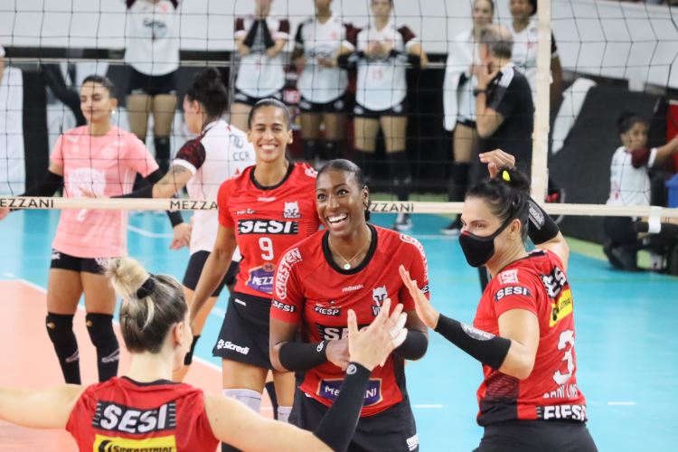 Sesi Vôlei Bauru vence Sesc/Flamengo e vai à semifinal da Copa Brasil 2022 