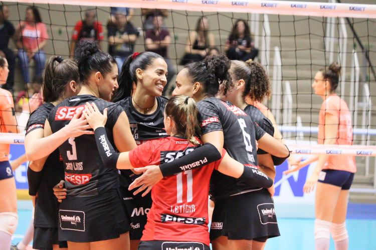 SESI - Bauru - Sesi Vôlei Bauru visita Pinheiros na estreia da