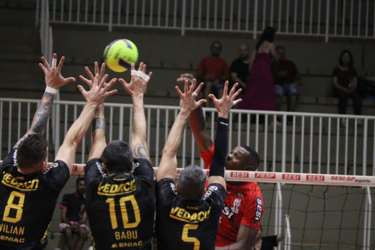 Sesi Vôlei Bauru consegue segunda vitória no Campeonato Paulista