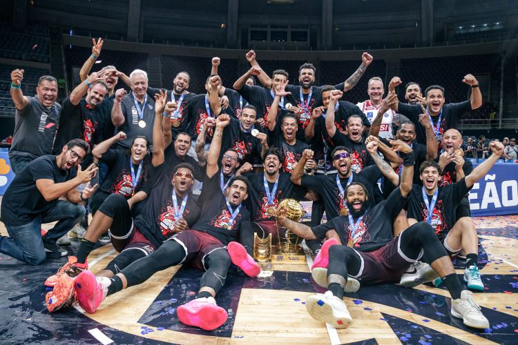 Outra vez no topo: Sesi Franca Basquete é tricampeão do NBB 2023/24