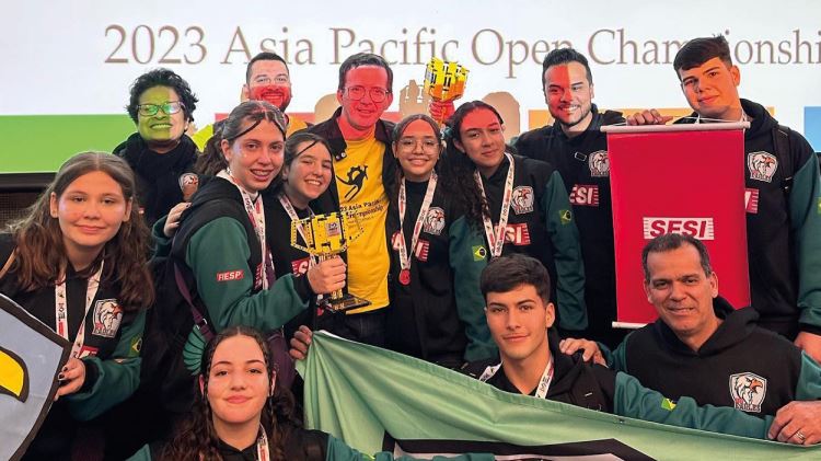 SESI - Educação - SESI-SP é dez vezes campeão mundial de robótica
