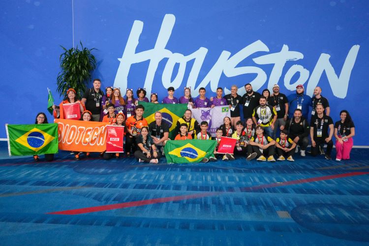 Sesi-SP brilha no Mundial de Robótica nos EUA e conquista o maior prêmio com equipe de Jundiaí 