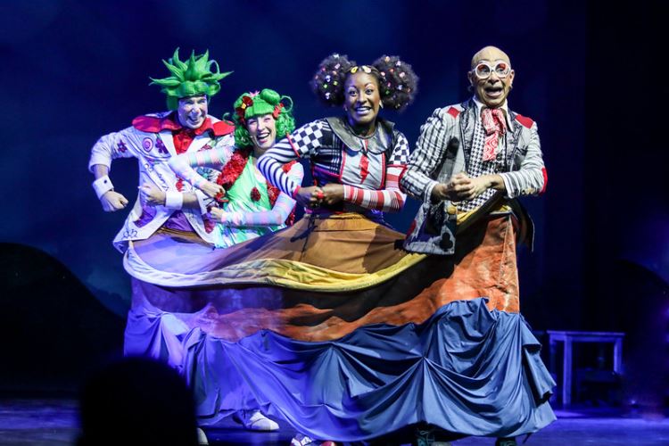 “A Incrível Viagem do Quintal” retorna aos palcos do Teatro do SESI-SP