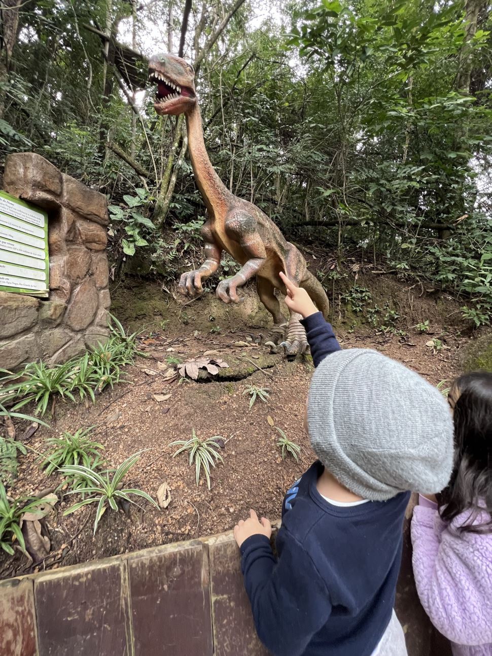 Imagem da atração Trilha dos Dinossauros